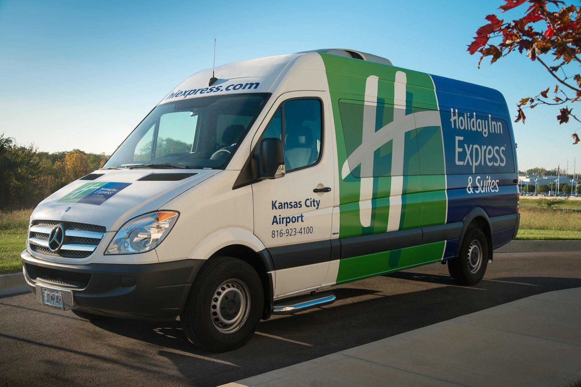 Holiday Inn Express Hotel & Suites North Kansas City By Ihg Exteriör bild
