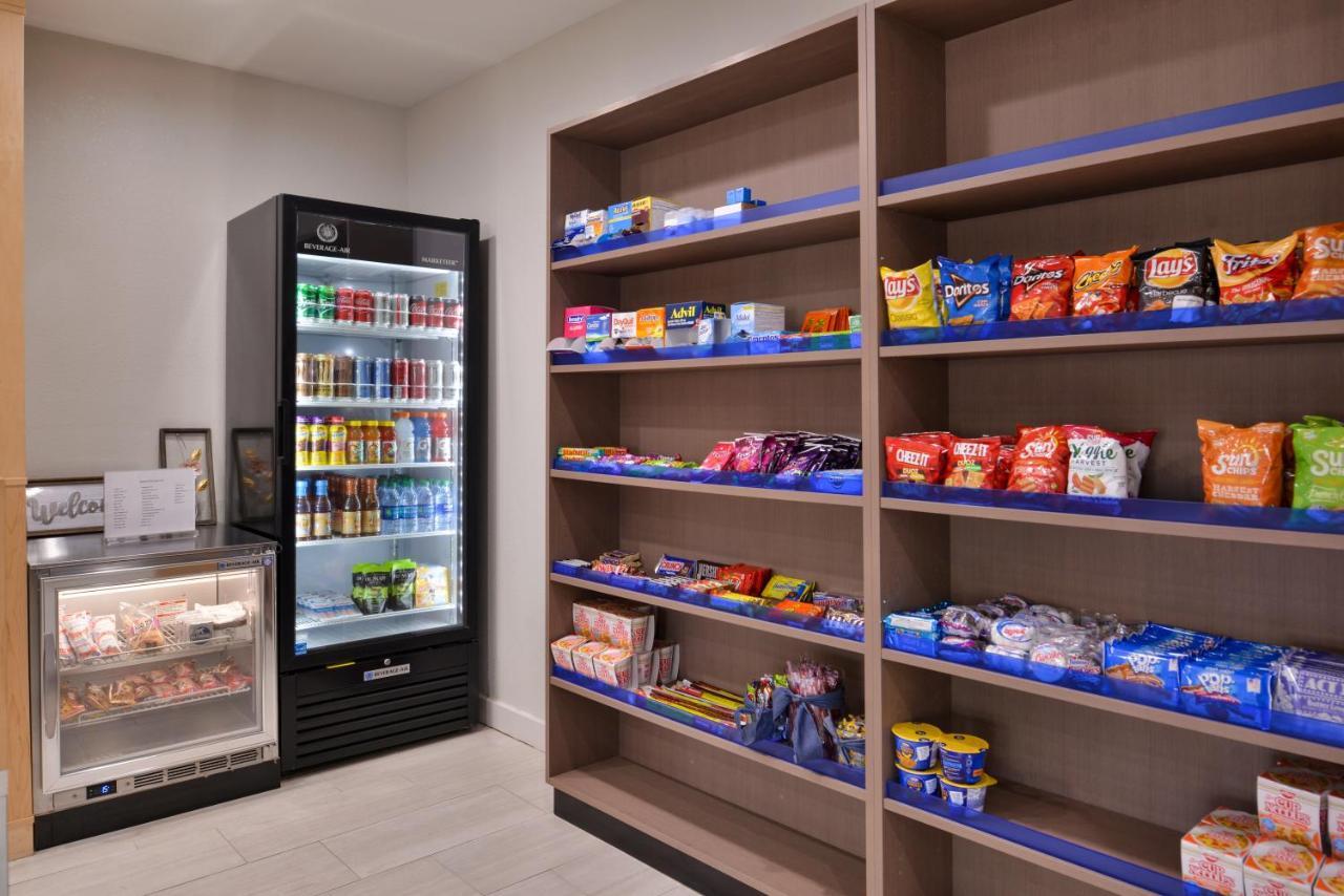 Holiday Inn Express Hotel & Suites North Kansas City By Ihg Exteriör bild