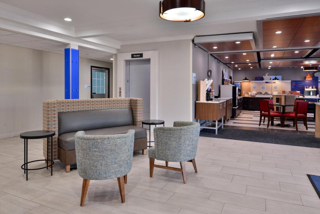 Holiday Inn Express Hotel & Suites North Kansas City By Ihg Exteriör bild