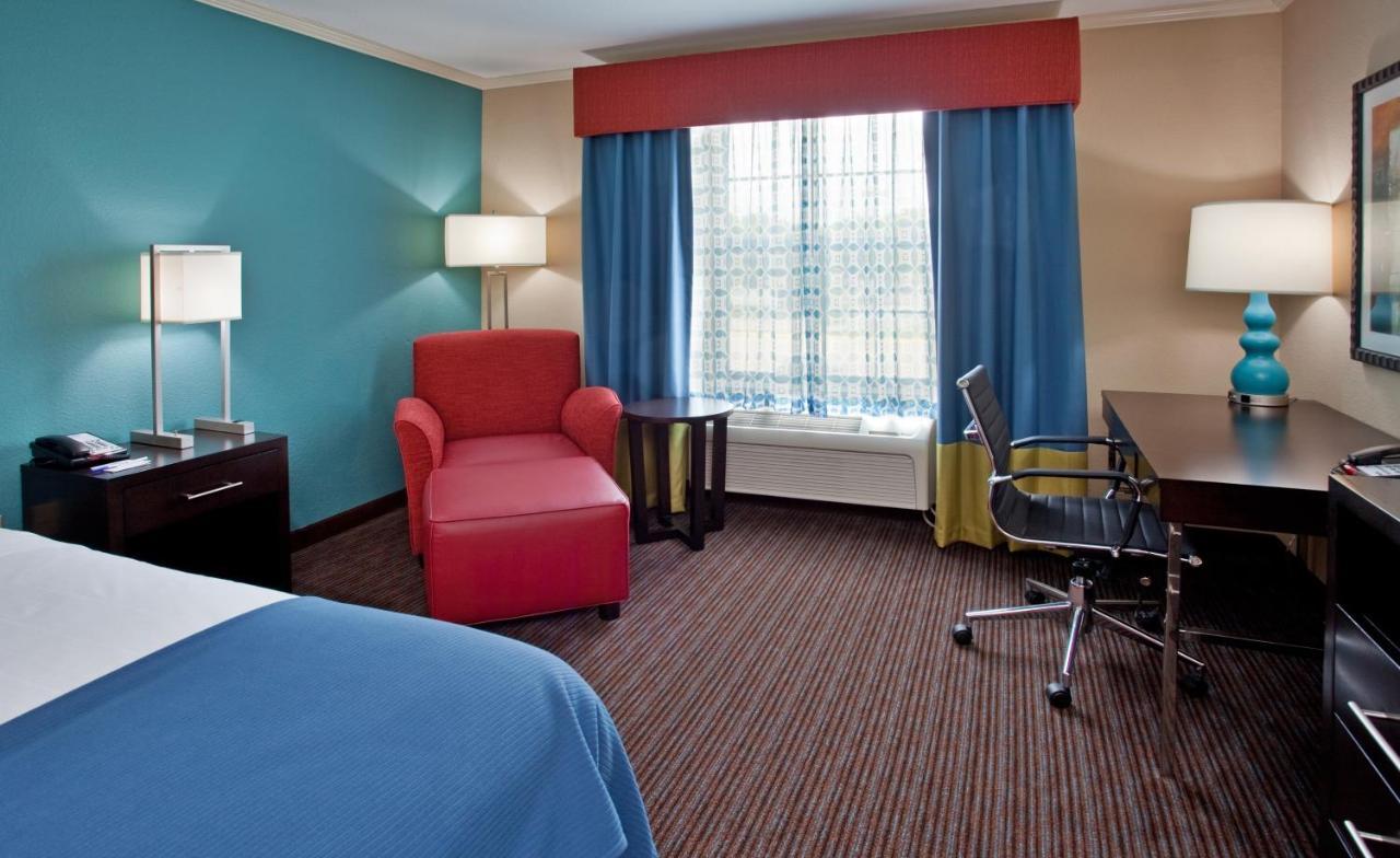 Holiday Inn Express Hotel & Suites North Kansas City By Ihg Exteriör bild